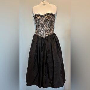 Gunne Sax Jessica McLintock Black Lace and Taffeta strapless dress Vintage Size9